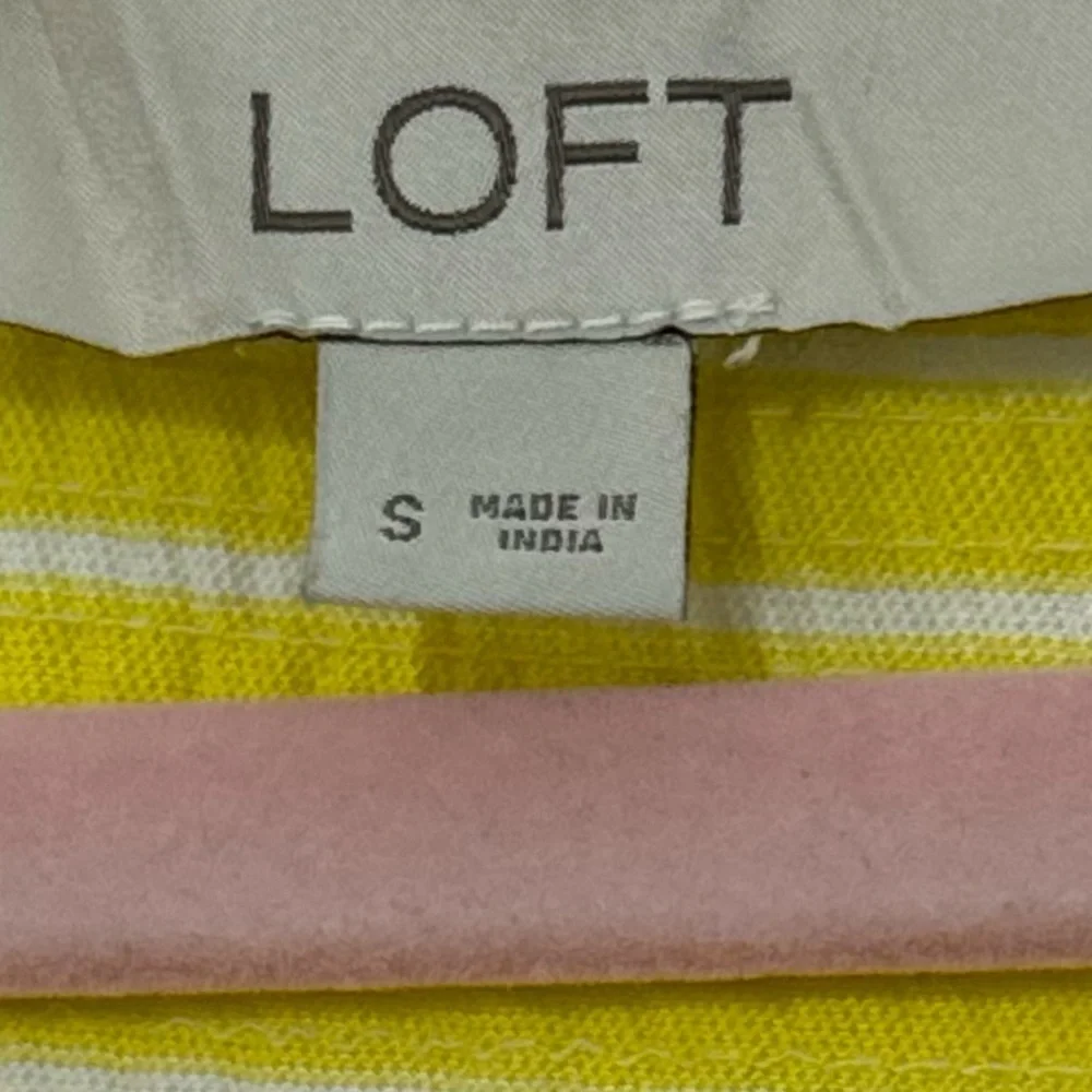 Ann Taylor LOFT Women's Lemon Squeeze Stripe Crinkle Puff Sleeve Top Sz S Blouse